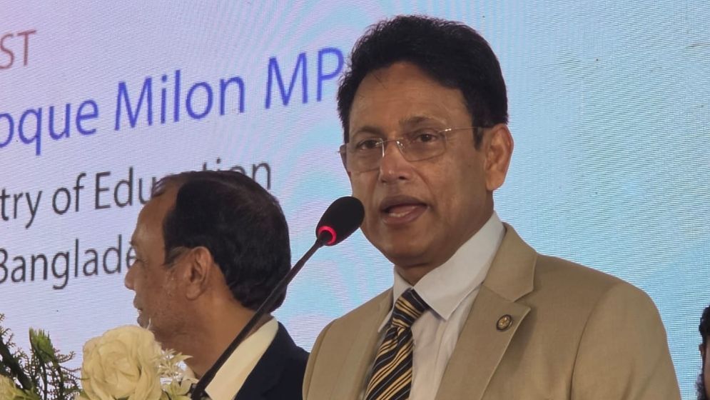 সময়মতো পাঠ্যবই বিতরণে পেপার মিল-প্রিন্টার চুক্তি হবে: শিক্ষামন্ত্রী